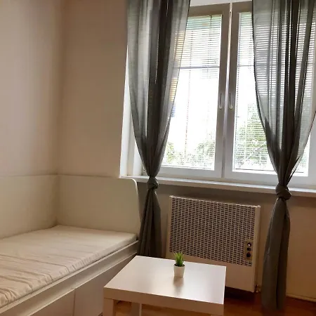 Stupkova 2 Apartman Appartamento Praga